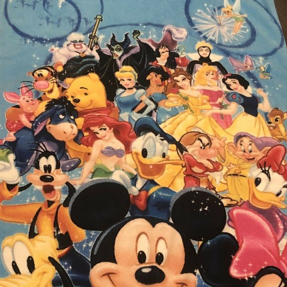 Jerry Leigh Disney Dreams Florida Beach Towel Princess Villian Ursula Pooh Tink - Picture 4 of 12